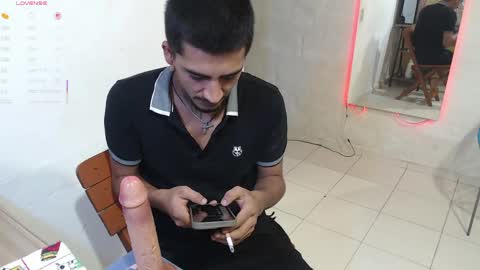 maxi dick online show from April 1, 12:17 pm