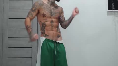 Maximus Fox online show from November 7, 7:30 am