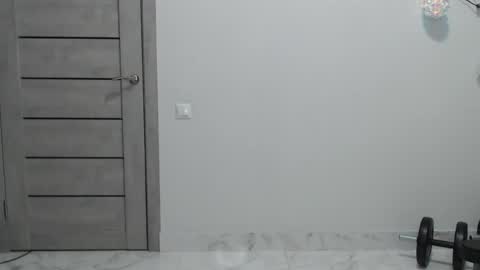 Maximus Fox online show from April 3, 6:33 am