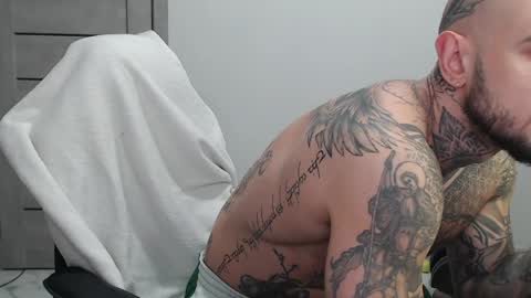 Maximus Fox online show from April 26, 6:00 am