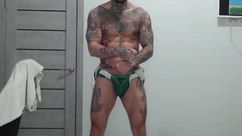 Snapshot of maxi_foxxx chatting on May 2, 7:02 am Maximus Fox online show from May 2, 7:02 am