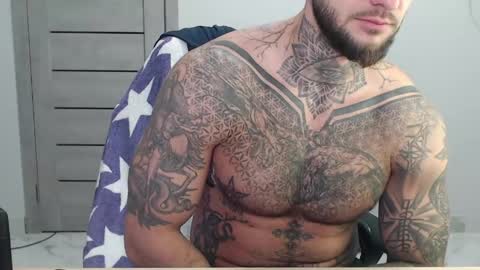 Snapshot of maxi_foxxx chatting on June 7, 4:49 am Maximus Fox online show from June 7, 4:49 am