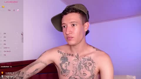 Snapshot of maxi_open chatting on December 2, 4:20 pm Maxi Model Independent online show from December 2, 4:20 pm