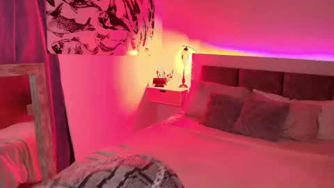 Max online show from March 14, 3:01 am