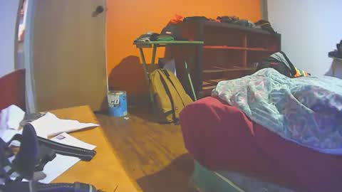 Snapshot of maxichaud chatting on November 9, 8:56 am Maxichaud online show from November 9, 8:56 am