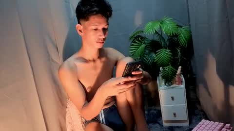 Reyn online show from September 26, 9:08 pm