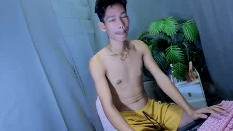 Reyn online show from October 14, 5:08 am