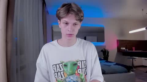 maxim burn online show from March 1, 5:49 pm