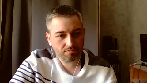 Snapshot of maximefrxx chatting on June 16, 3:47 pm Maxime online show from June 16, 3:47 pm