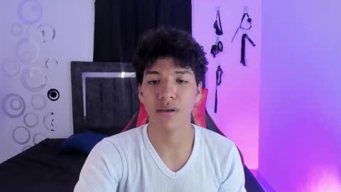 Maximiliano online show from November 10, 7:46 pm