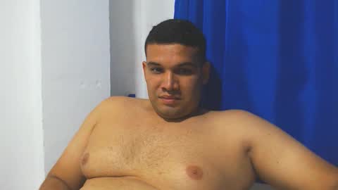 Snapshot of maximo08_dlim chatting on June 8, 2:01 am maximo08_dlim online show from June 8, 2:01 am