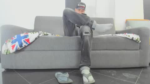 maximo__77 online show from November 13, 11:58 pm