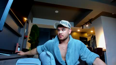 maximo_and_marcelo online show from April 20, 11:02 am