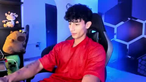Snapshot of maximo_romano chatting on July 9, 7:40 pm Maximo online show from July 9, 7:40 pm
