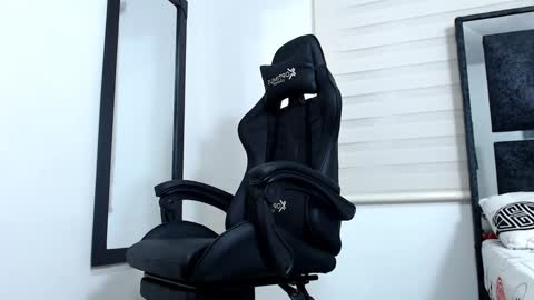 Maximo Sebastian online show from January 26, 4:09 am