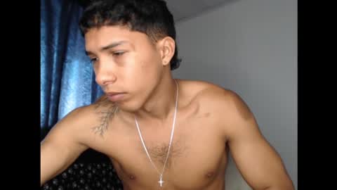 Snapshot of maximo_vega_new chatting on December 12, 2:55 pm Maximo Aron Vega online show from December 12, 2:55 pm