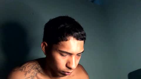 Snapshot of maximo_vega_new chatting on January 23, 5:52 pm Maximo Aron Vega online show from January 23, 5:52 pm