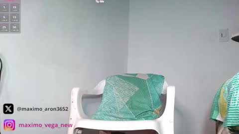 Snapshot of maximo_vega_new chatting on October 14, 8:53 pm Maximo Aron Vega online show from October 14, 8:53 pm