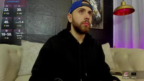 Snapshot of maximo_wolf1 chatting on November 9, 9:24 pm Maximo Wolf online show from November 9, 9:24 pm