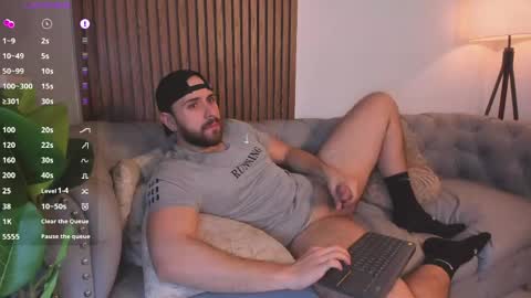 Maximo Wolf online show from April 11, 8:46 pm