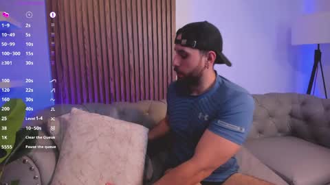 Maximo Wolf online show from April 21, 8:01 pm