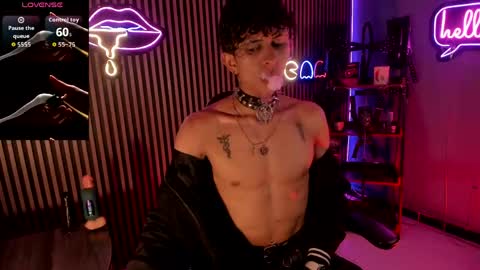 MAXIMO online show from April 16, 4:35 am