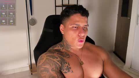 Maximoscott online show from September 15, 11:38 pm