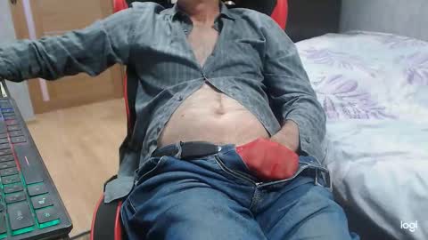 maximus3334 online show from October 8, 12:25 pm