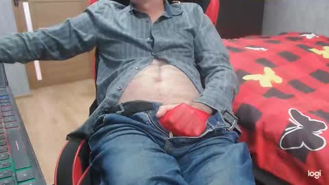 maximus3334 online show from October 20, 10:27 am