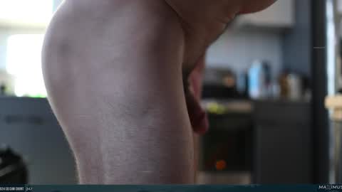 Maximus7871 online show from December 1, 8:42 pm