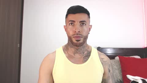 Independent Model online show from March 7, 3:47 am