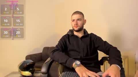 Snapshot of maximusclark1_ chatting on July 11, 11:57 am Maximus online show from July 11, 11:57 am