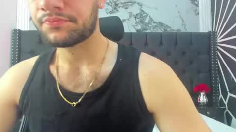 Snapshot of maximusclark1_ chatting on July 21, 12:07 pm Maximus online show from July 21, 12:07 pm