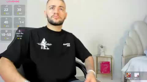 Snapshot of maximusclark1_ chatting on July 24, 12:14 pm Maximus online show from July 24, 12:14 pm