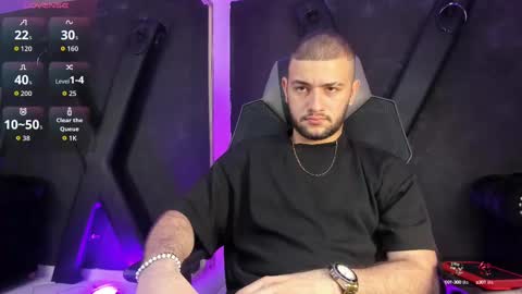 Snapshot of maximusdick1_ chatting on October 2, 2:51 am Maximus online show from October 2, 2:51 am