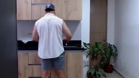 maximus online show from February 1, 8:18 pm