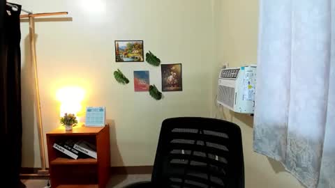 maxine_fucks online show from February 5, 7:24 am