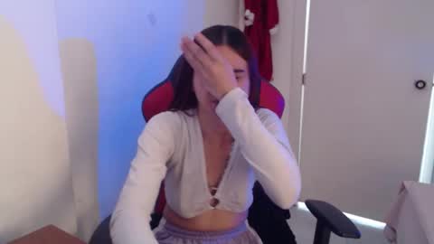 Snapshot of maxinesex_ chatting on May 12, 2:03 pm maxinesex_ online show from May 12, 2:03 pm