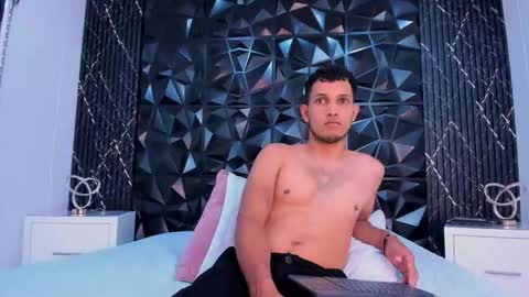 maxistanford online show from March 2, 8:37 pm