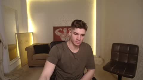 MaxKaiden online show from March 9, 5:22 am