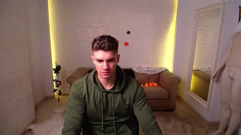 MaxKaiden online show from October 19, 4:46 am