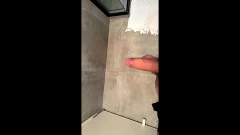 Snapshot of maxpowers1880 chatting on September 9, 9:53 am maxpowers1880 online show from September 9, 9:53 am