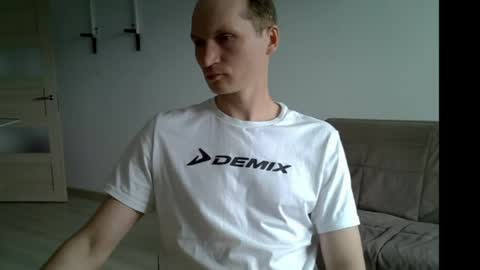 maxrelax90 online show from May 24, 1:38 pm