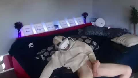 MaxRouger online show from September 25, 6:00 pm