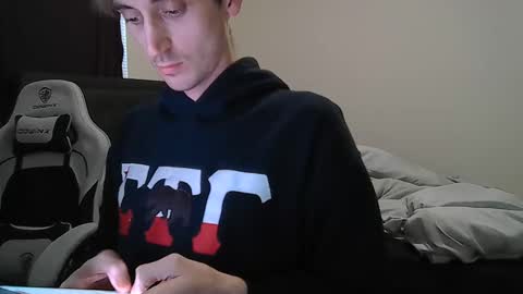 Snapshot of maxryderr chatting on September 14, 8:52 pm Max Ryder online show from September 14, 8:52 pm