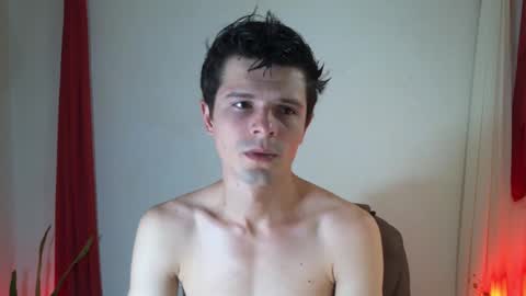 Snapshot of maxtopboy chatting on December 14, 4:23 am Max online show from December 14, 4:23 am