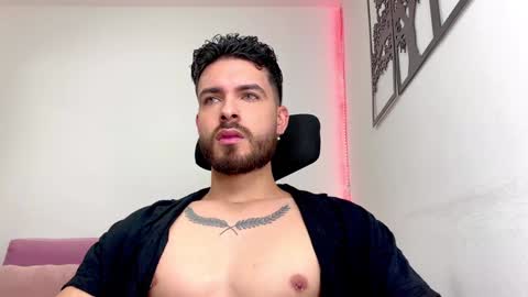 Maxi online show from January 2, 9:50 pm