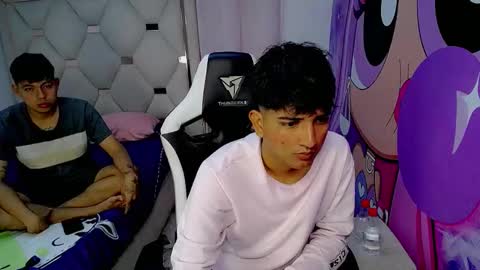 MAX  DAN online show from February 9, 3:32 am