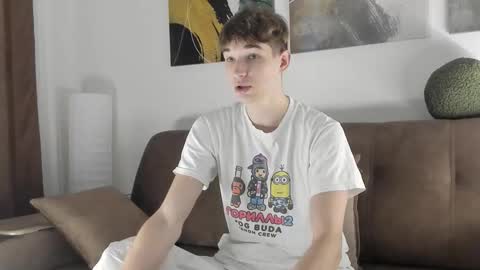 maxwellchik online show from September 24, 4:21 pm