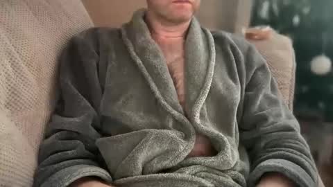 maxwellj1234 online show from December 22, 9:11 am